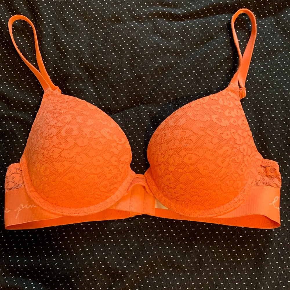 PINK 32B push up bra